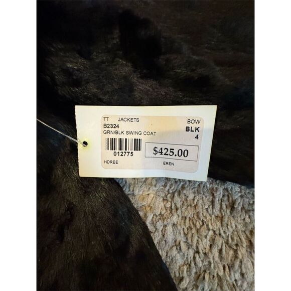 Beth Bowley Vintage Women's Black Velvet Overcoat Faux Fur Collar Size 4 - Picture 10 of 11